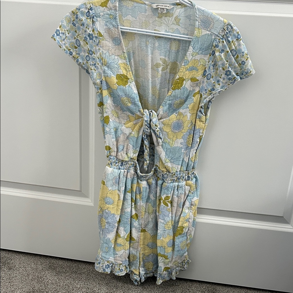 American Eagle Outfitters Floral Print Top